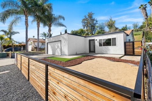 1074 Worthington St, San Diego CA  92114-5042 exterior