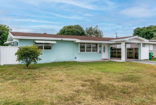 8840 11th Ct, Hollywood, FL 33024-4711