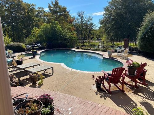 517 Skyridge Dr, Argyle, TX 76226-1927