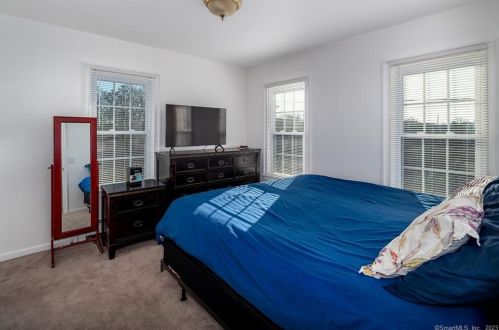 72 Osborne Ave, Norwalk CT  06855-1020 exterior