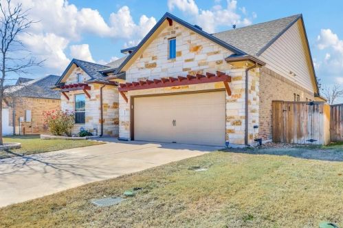 712 Garner Park Dr, Georgetown TX  78628-7233 exterior