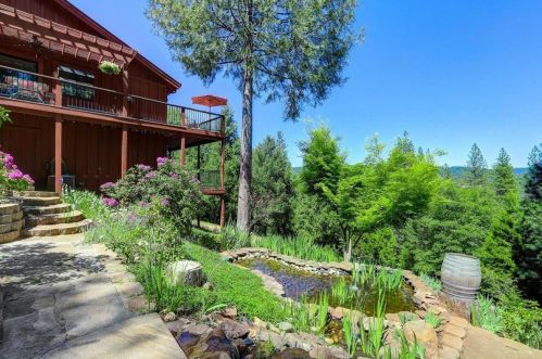 13224 Fawn Hill Dr, Grass Valley, CA 95945-8644