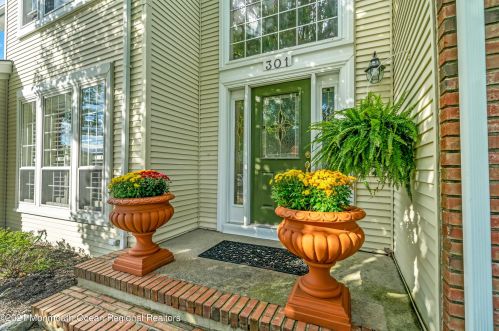 301 Lenox St, Bricktown, NJ 08724-3457