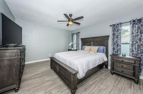 5604 102nd Ave, Pinellas Park FL  33782-3306 exterior