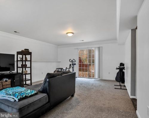 19 Plumosa Dr, Fredericksburg VA  22405-2130 exterior