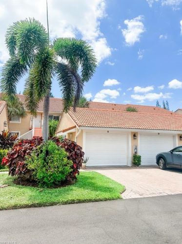 2380 Bayou Ln, Naples, FL 34112-7806