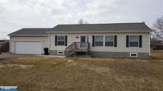 403 12th Ave, Virginia, MN 55792-3156