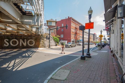 118 Washington St, Norwalk CT  06854-3035 exterior