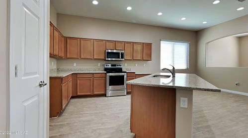 7153 Fall Haven Way, Tucson, AZ 85757-8205