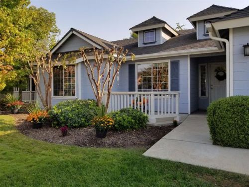 5949 Menlo Ave, Fresno, CA 93722-3069