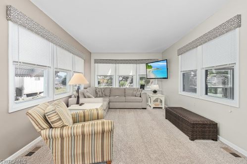 4794 Sandpiper Dr, Saint James City FL  33956-2833 exterior