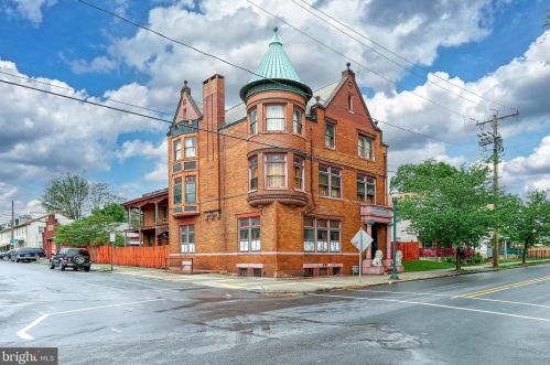 18 13th St, Harrisburg, PA 17103-2255