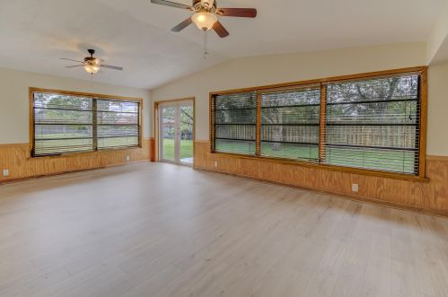 550 Anchor Ln, Fort Pierce FL  34983-2202 exterior