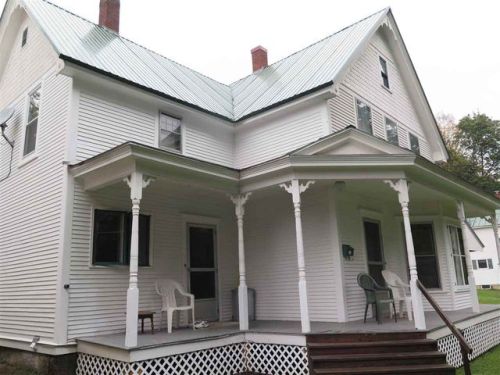 16 Cleary St, Barre, VT 05641-2909