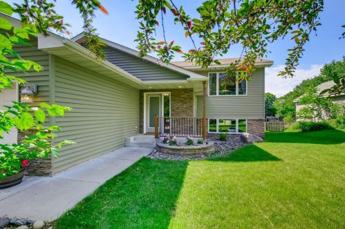1161 Dodd Rd, Saint Paul, MN 55118-1822