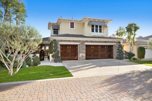 34 Sunset Cv, Newport Beach, CA 92657-1902