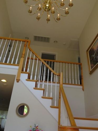 28 Millers Brook Dr, Cumberland RI  02864-6133 exterior