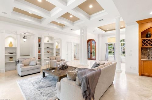 3040 Mona Lisa Blvd, Naples, FL 34119-7736