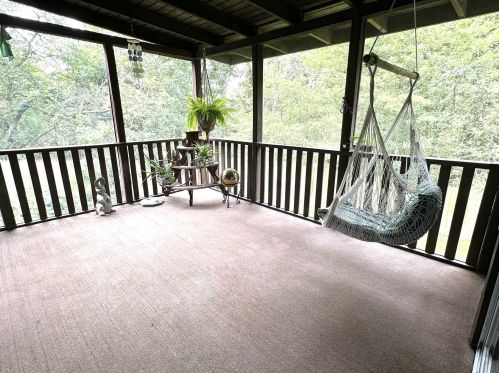 565 Van Wagner Rd, Poughkeepsie NY  12603-1136 exterior