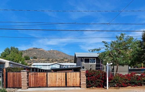 32940 Mesa Dr, Lake Elsinore CA  92530-4645 exterior