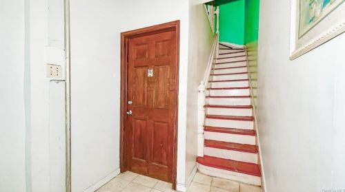 312 169th St, Bronx NY  10452-7701 exterior