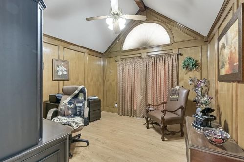 2212 Vly Vw Dr, Cedar Hill TX 75104-6712 exterior