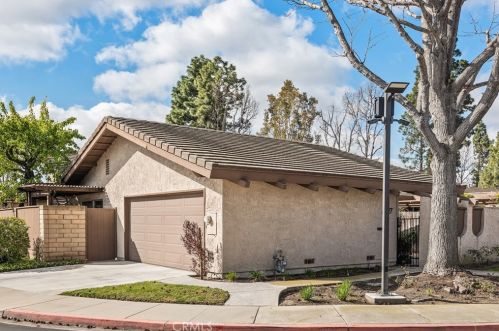 9432 Tudor Ln, Garden Grove, CA 92841-3429