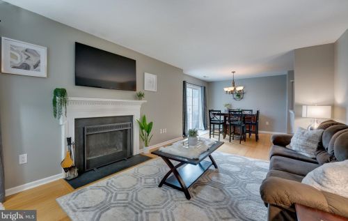 724 Gilbert Pl, Collegeville, PA 19426-2258