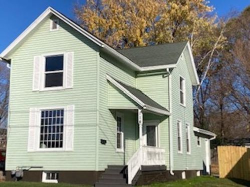 114 Davis St, Beaver Dam, WI 53916-2962
