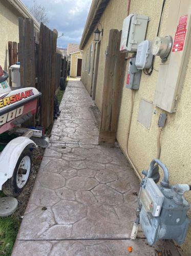 416 San Fernando Ct, Los Banos CA  93635-6451 exterior