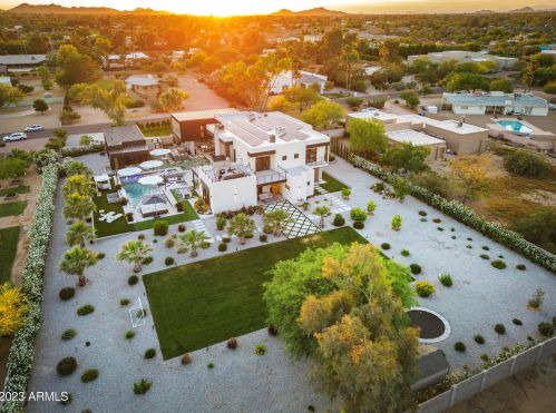 10019 57th St, Scottsdale AZ  85253-1137 exterior