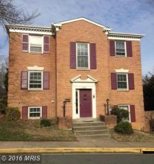 1400 Admiral Dr, Woodbridge VA  22192-2604 exterior