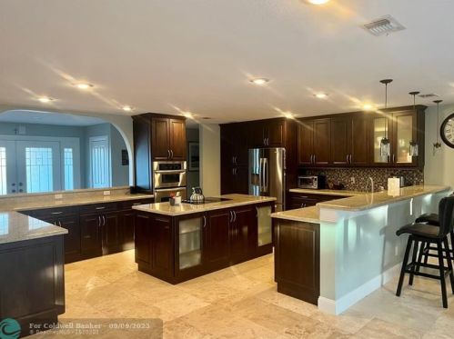 2551 Racquet Club Dr, Palm City FL  34990-2304 exterior