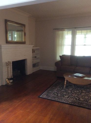 17 Wildwood Rd, Hammond, IN 46324-1040
