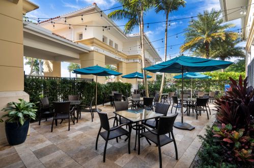 10254 Sand Cay Ln, West Palm Beach FL  33412-3009 exterior