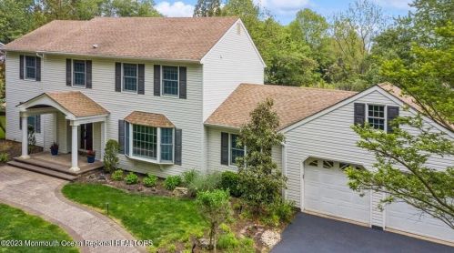 14 Polly Way, Middletown, NJ 07748-3189