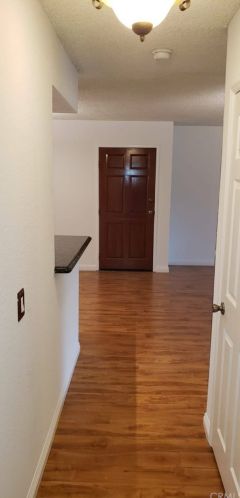 424 Oak St, Glendale CA  91204-1286 exterior