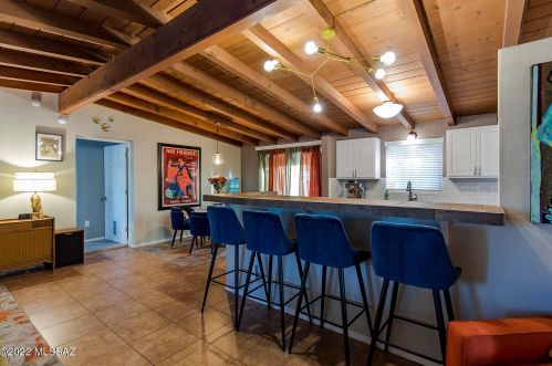 6744 Koralee St, Tucson AZ  85710-1033 exterior