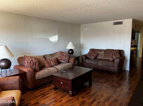 332 Dobson Rd, Mesa, AZ 85201-6036