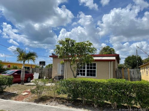 571 6th St, West Palm Beach, FL 33404-7411