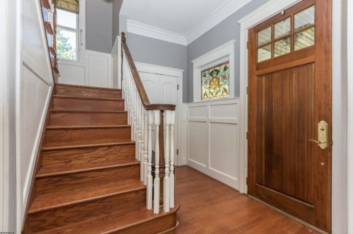60 Pleasant Ave, Montclair NJ  07042-3114 exterior