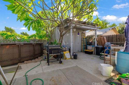 625 8th St, San Bernardino CA  92410-2916 exterior
