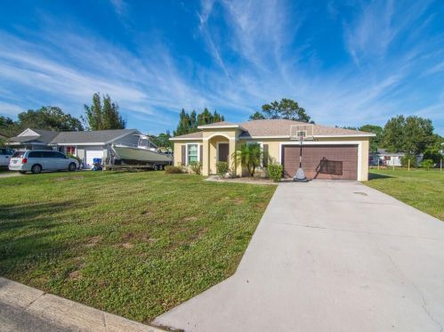700 23rd Pl, Vero Beach, FL 32962-8111