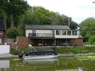 8079 Blue Heron Cv, Huntsville, OH 43324-9689