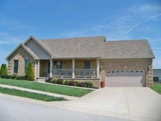 142 Castlewood Dr, Richmond, KY 40475-8860