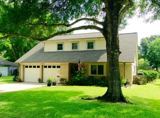 2316 Chelmsford Ct, Alvin, TX 77511-3904