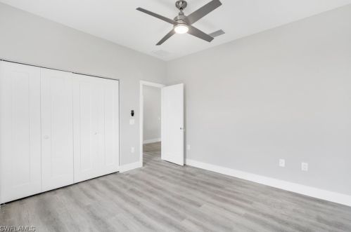 2813 45 St, Lehigh Acres FL 33976-4709 exterior