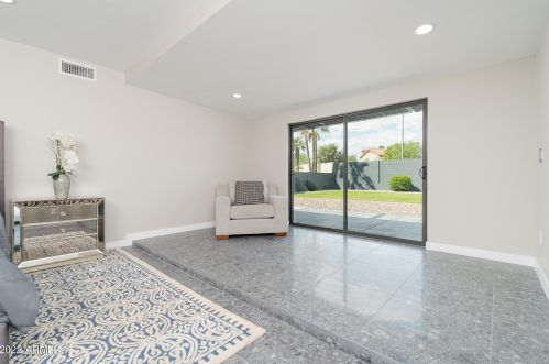 7702 Villa Theresa Dr, Glendale AZ 85308-8092 exterior