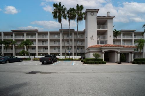 14111 Royal Vista Dr, Delray Beach FL  33484-1824 exterior