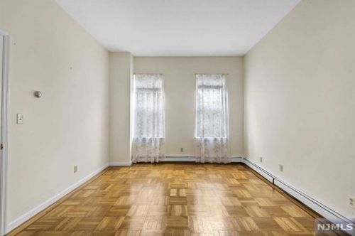 55 Bonn Pl, Union City NJ  07086-6903 exterior